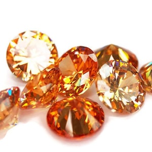 Round Faceted Champagne Cubic Zirconia (10 Piece parcels)