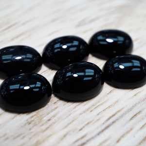 Oval Natural Onyx Cabochon Various Sizes (1 Piece)