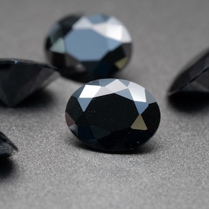 Oval Faceted Black / Onyx CZ - (Black Cubic Zirconia) various sizes (1 piece)