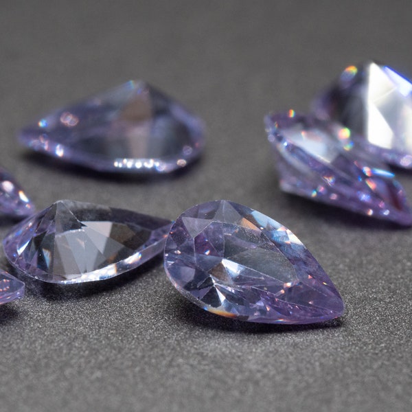 Faceted Pear Shape Lavender Cubic Zirconia (Various Sizes Available) (1 piece)