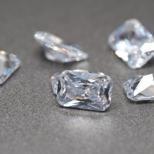 Octagon Faceted White colored Cubic Zirconia (Various Sizes)(1 Piece)