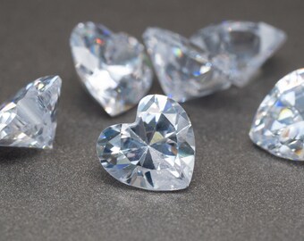 Heart Shape White/Clear Cubic Zirconia Various Sizes (1 Piece)