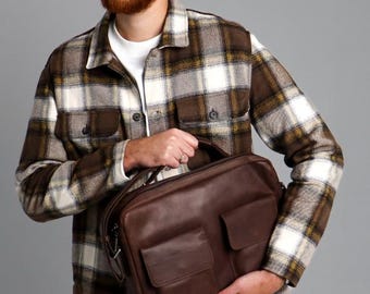 Maletín de cuero para hombre. Bolso de oficina para portátil. Bolso de trabajo para hombre. Portafolio de negocios. Bolso de cuero para tablet. Regalo para padrinos. Regalo para abogados.