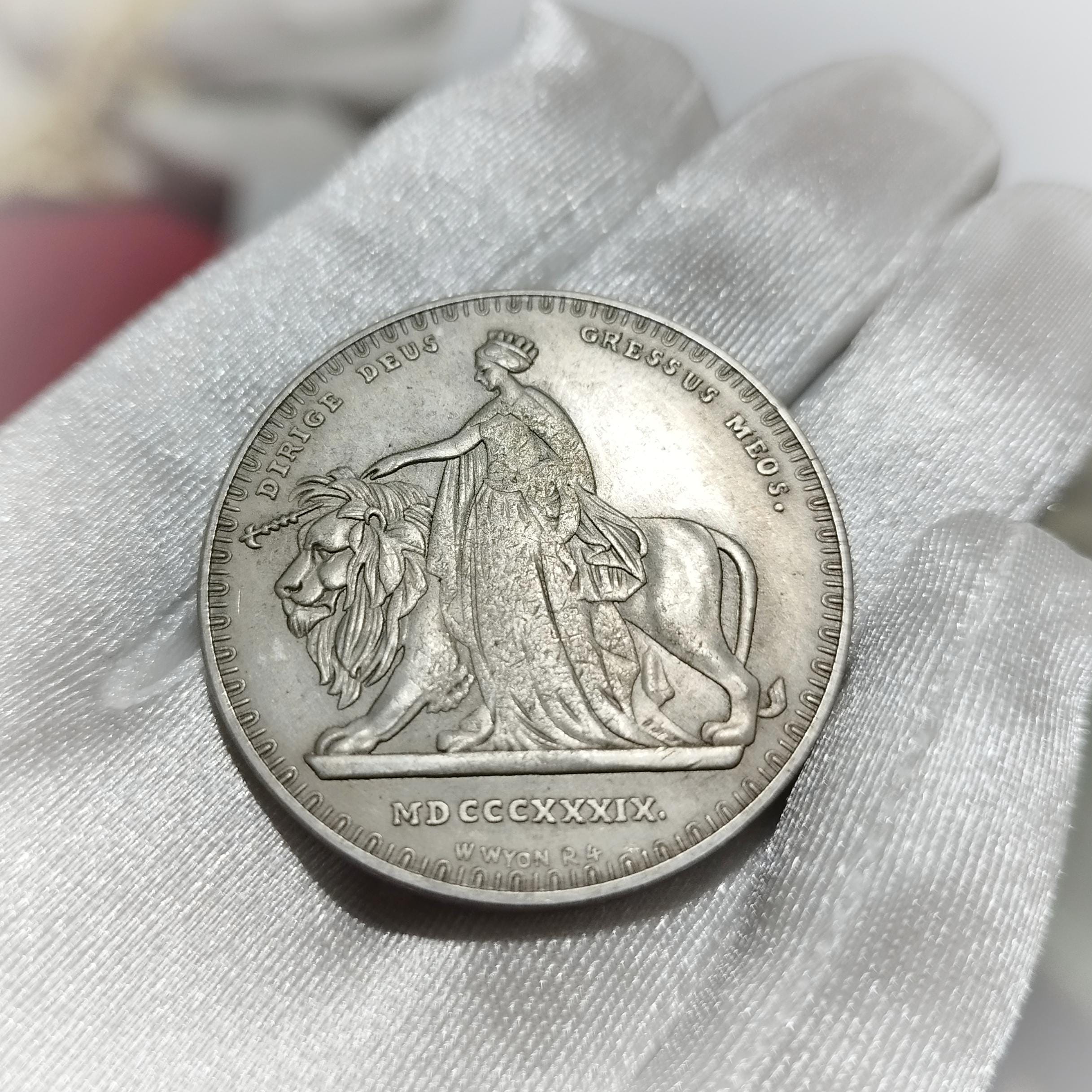 Queen victoria coin - Etsy 日本