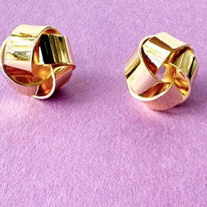 18k gold layered knot Earrings