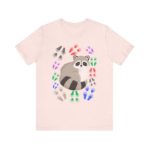 Linda camiseta de mapache, camiseta con gráficos de vida salvaje, regalo para amantes de los animales, camiseta unisex de manga corta, camiseta de criatura del bosque, diseño de dibujos animados divertido