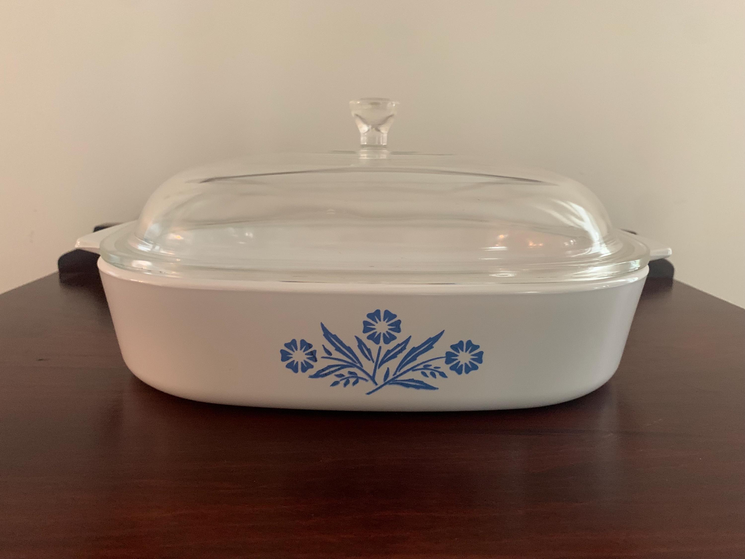 Vintage Corning Ware 9 3/4 in Square Casserole Dish with Lid - Cornflower Blue