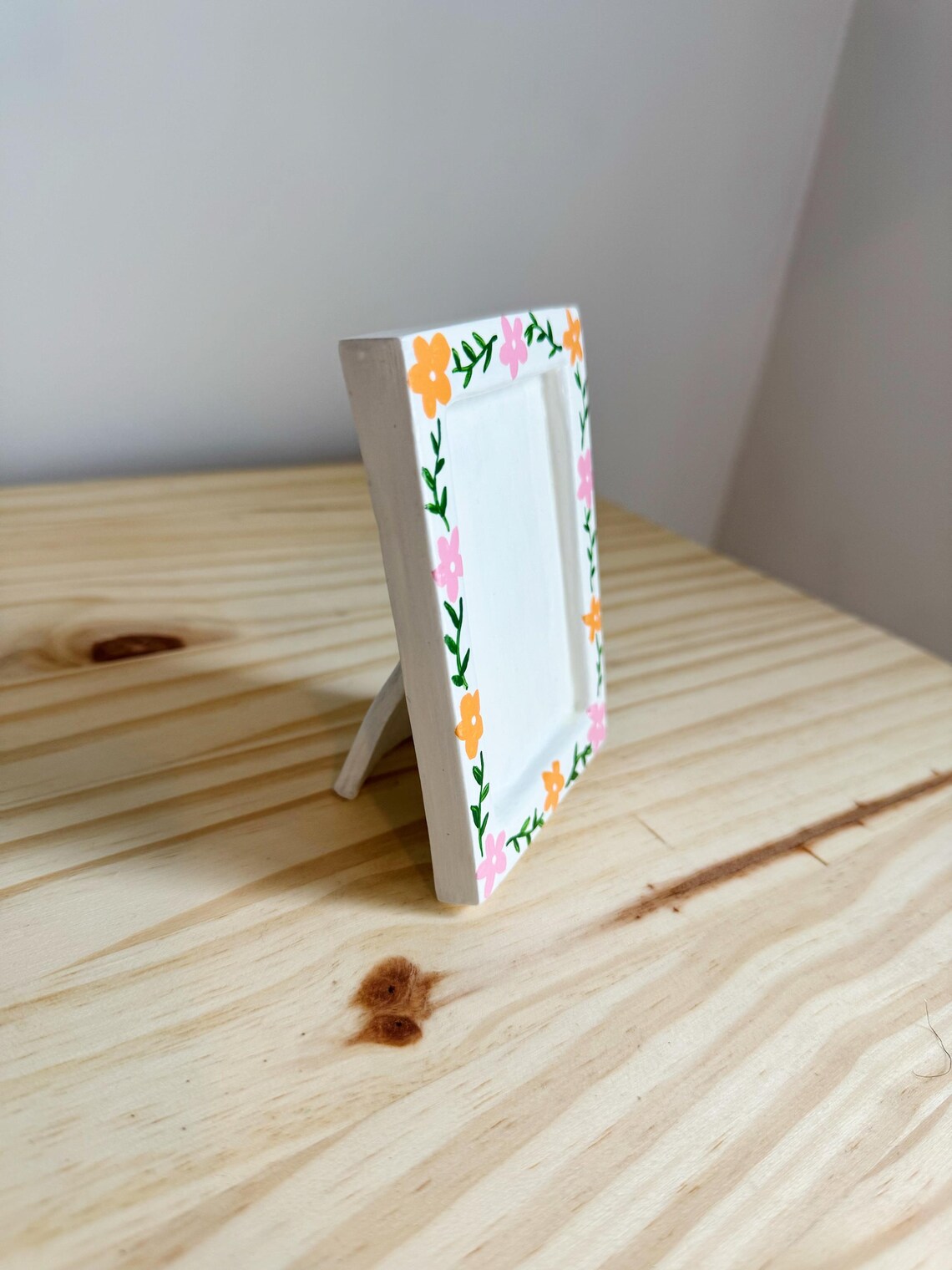 Mini Picture Frame Spring Mini Hand-painted Floral Picture Frame – Spring-inspired White Clay ...