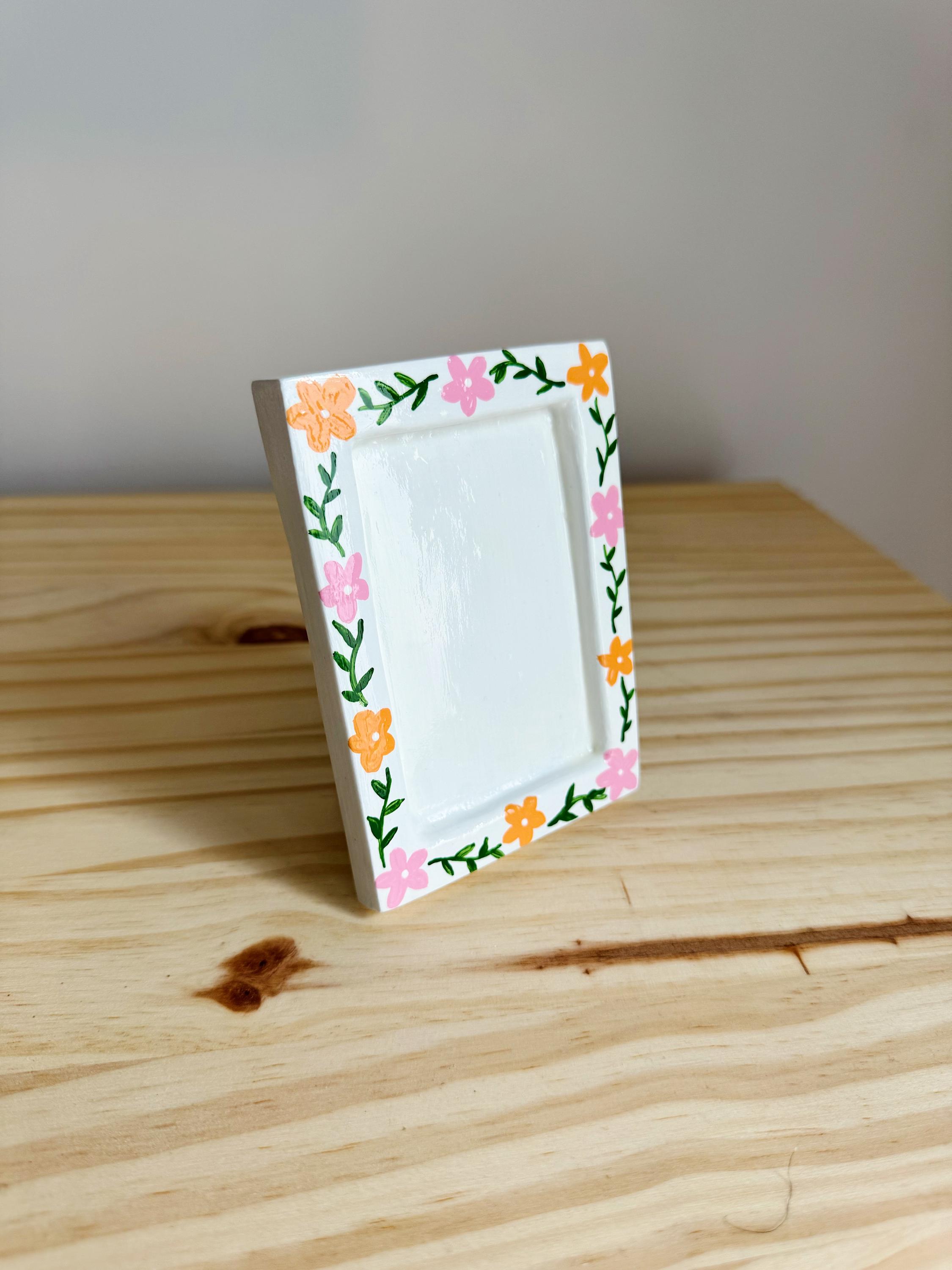 Mini Picture Frame Spring Mini Hand-painted Floral Picture Frame – Spring-inspired White Clay ...