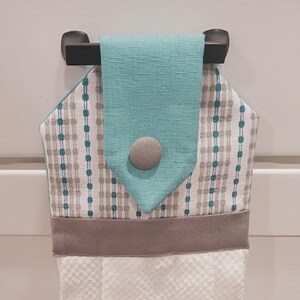 Teal Hanging Kitchen Towel with Oven Mitten: Aqua Home Decor