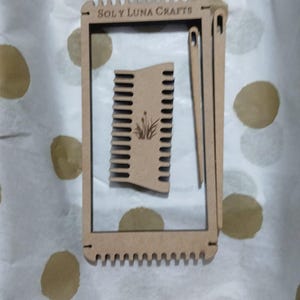 Mini Weaving Loom Kit – Portable Wooden Frame for Beginners & Kids – DIY Small Loom for Weaving Projects