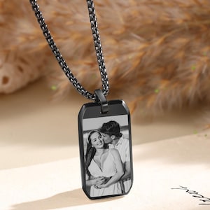 Personalized Photo Necklace,Portrait Memorial Gifts,Memorial Picture Pendant with Engraved Text,Anniversary Gifts for Husband  Father&#39;s Day