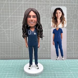 Personalized doctor bobbleheads, custom bobbleheads, custom doctor statues, doctor anniversary gifts, birthday gifts, medical staff awards