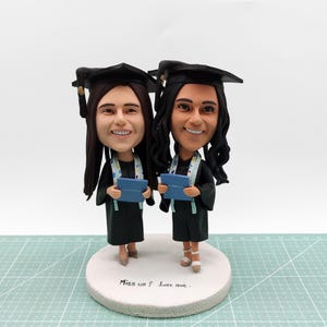 Custom bobbleheads, custom graduation bobbleheads, personalized student graduation gifts, birthday gifts,Doctor bobblehead，PhD Figurines