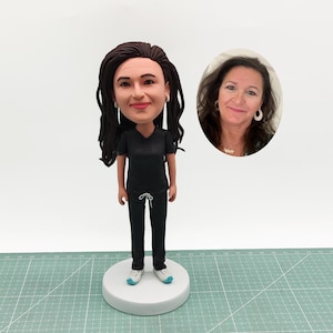 Customized doctor bobblehead,personalized anniversary gift for doctors,personalized birthday gift for doctors/surgeons,Christmas gift