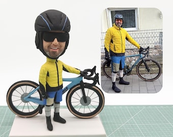 Custom bobblehead for cycling enthusiast, personalized athlete figurine, customized gifts for boyfriends, men&#39;s bobblehead holding bicycle