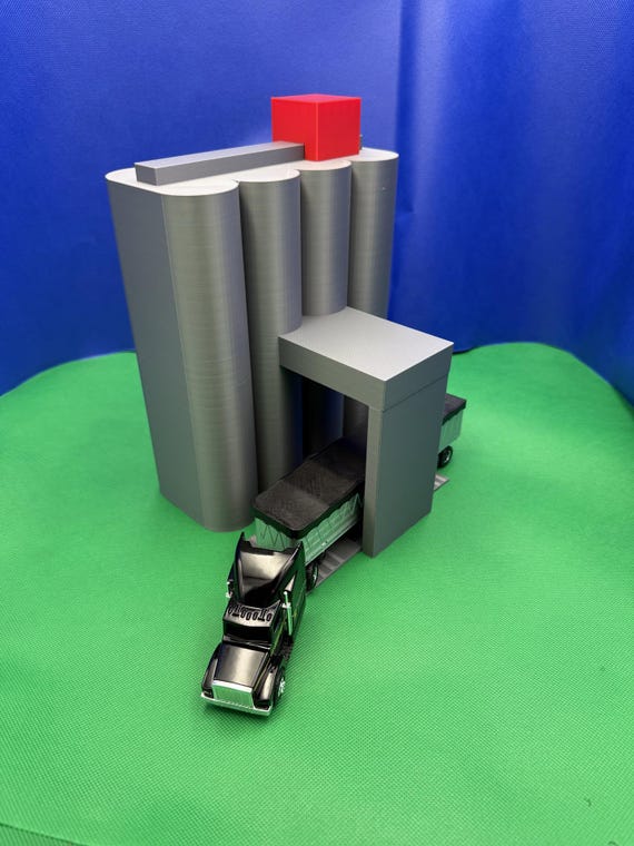 Toy Grain Silo Playset | HO and 1:64 Scale Farm Toy