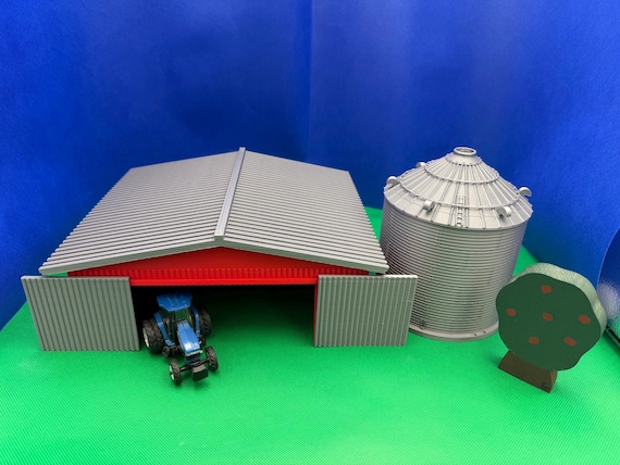 Custom Model Farm Machinery Shed w/ Grain Bin (Square)