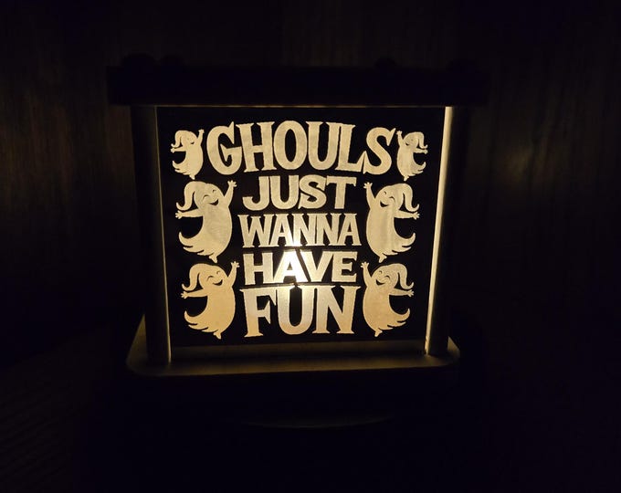 Halloween Decoration: Battery Tea Light Included