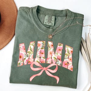 Cute Floral Mama Shirt, Comfort Colors Mama T-shirt, Lovely Mama Shirt, Gifts for Moms, Cute Mother Day Gift, Cute Mama Gift