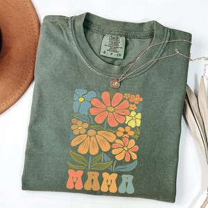 Boho Floral Mama Shirt, Comfort Colors Mama T-shirt, Lovely Mama Shirt, Gifts for Moms, Cute Mother Day Gift, Cute Mama Gift