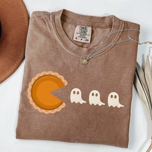 Cute Pumpkin Pie Ghost Shirt, Comfort Colors Lovely Thanksgiving T-shirt, Cute Thanksgiving Women Gift