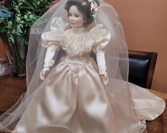 Vintage Ashton Drake Galleries Porcelain Doll Elizabeth's floral wedding dress with Cameo faux Pearl Necklace