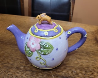 Vintage Home Interiors Easter Spring Bunny ceramic or porcelain Decorative Floral Tea Pot
