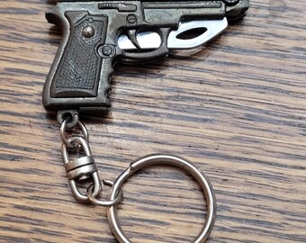 Vintage Miniature Eagle M925 Victory Pistol Pocket Knife Keychain