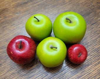 Vintage Foam Granny Smith and Red Apple Home Kitchen decore Collection