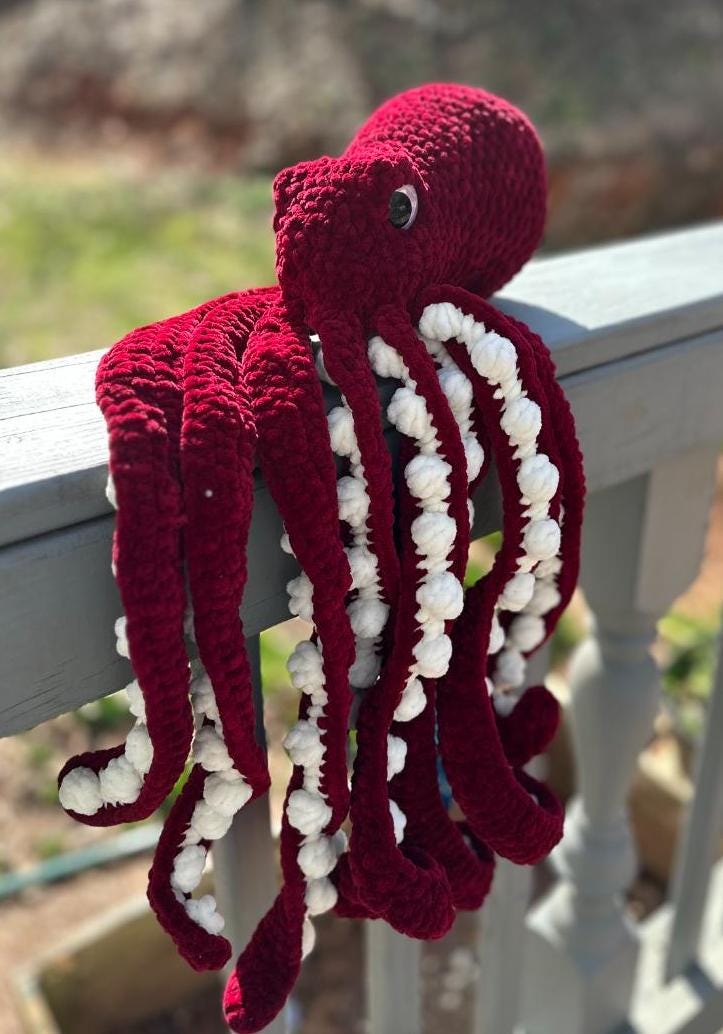 39 Octopus Crochet Patterns for Amigurumi, Plushies, Keychains, and Statement Makes 25 Oswin Crochet Octopus