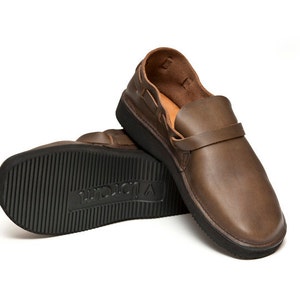 Männer OLIVE Handmade Leather Shoes Bild 1