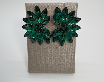 Green Crystal Flower Studs, Green Wedding Earrings, Green Flower Earrings, Emerald Green Earrings, Big Green Earrings, Green Earrings