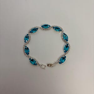 Aqua blau und klar Kristall Marquise Tennis Armband, Aqua blau Braut Armband, blau und klar Kristall Armband, Aqua Geometrisches Armband