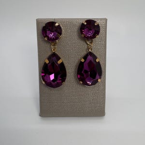 Dark Purple Crystal Teardrop Dangle Gold Tone Fashion Earrings, Dark Purple Crystal Teardrop Earrings, Purple Teardrop Dangle Earrings