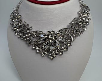 Clear Crystal Bib Necklace and Earring Set, White Crystal Necklace Set, Clear Crystal Statement Necklace Set, Silver Wedding Jewelry Set
