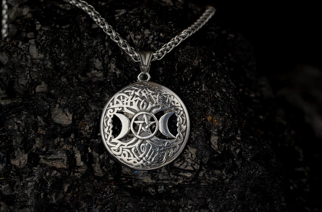 Luna Necklace, Moon Pendant, Witchy Luna Amulet Gift, Howling Wolf ...