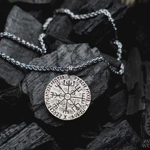 hel necklace, hel goddess, norse goddess, helmheim necklace, viking necklace, goddess of death, feminine energy, viking gods, viking women jewelry, scandinavian jewelry, viking accessories, norse mythology, celtic necklace