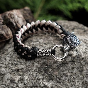 Fenrir Paracord Bracelet, Celtic Knot Bangle, Men&#39;s Viking, Viking Jewelry, Two Colors Braided Bracelet, Viking Accessories, North Mythology
