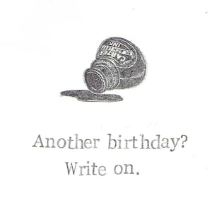 Un autre anniversaire, écrivez sur la carte d'anniversaire | Carte d'anniversaire amusante Poésie Professeur d'anglais Littérature Humour Jeu de mots pour lui pour elle