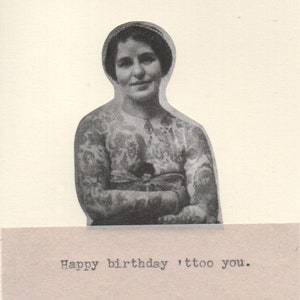Carte de voeux Madame tatouée de joyeux anniversaire de Zazzle.be Liste d'envies Vous avez des idées ? Carte d'anniversaire humour tatouage vintage
