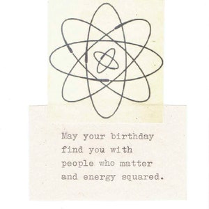 Carte d'anniversaire drôle de physique carrée de Zazzle.be Liste d'envies Vous avez des idées ? vintage Atome Atomic Science Humour Physique Jeu de mots
