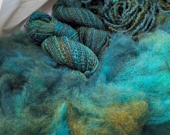Earth Day - carded wool Blend - Wool to spin