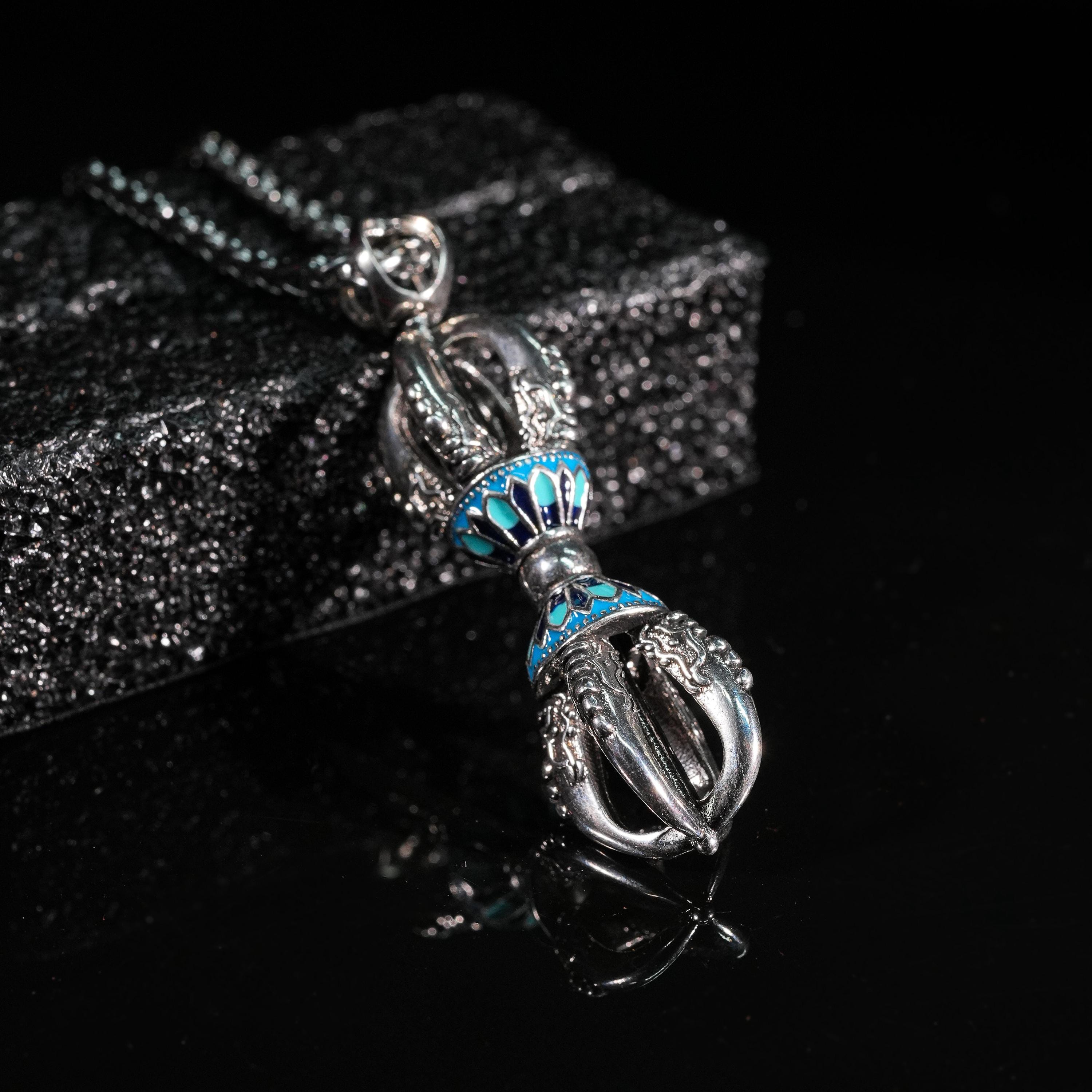 Collier Pendentif Vajra Dorje Tibétain - Protection, Métal Argenté, 46 Cm, Neuf Avec étiquette