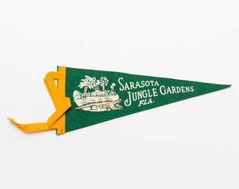 Vintage Sarasota Jungle Gardens Florida Souvenir Felt Pennant