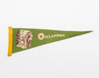 Vintage Oklahoma Souvenir Felt Pennant