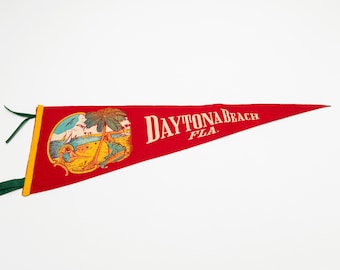 Vintage Daytona Beach Florida Souvenir Felt Pennant