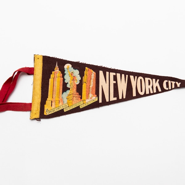 Vintage New York City Landmarks Souvenir Felt Pennant