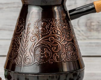 Turka, Turkse koffiepot koper Dzhezva – mokkamaker met houten handvat