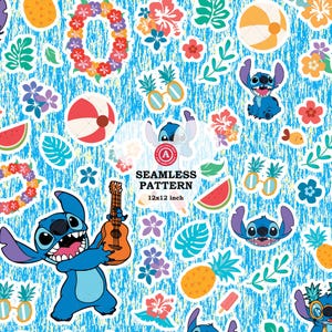 Op de afbeelding: Een naadloos patroon met Stitch, ananassen, hibiscusbloemen, strandballen, watermeloenpartjes en ukeleles op een blauwe textuurachtergrond. Het ontwerp bevat de tekst SEAMLESS PATTERN 12x12 inch en een cirkelvormig logo met een A.